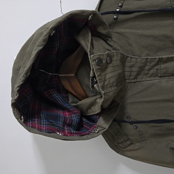 13) Vexy 2-in-1 Coat - Picture 15 of 16